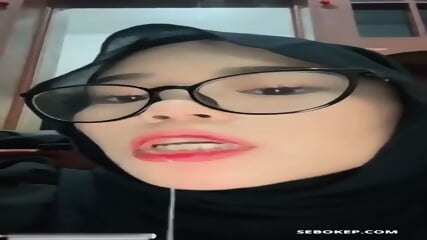 tiktoker dera angela