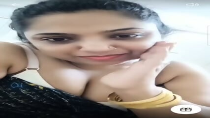 Jipsa Beegum Indian Mallu milf actress, influencer stripping nude(full video)