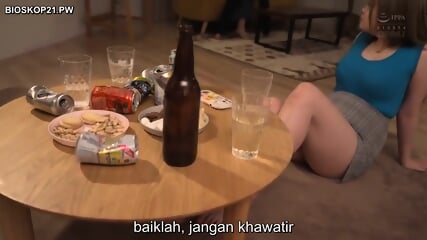 Terjemahan Bahasa Indonesia KAKAK PEREMPUAN MENGGODA ADIK NYA KETIKA LAGI HORNY Vidio Full Bisa Di Tonton Di Link Ini Copykan Dan Klik Https://za.gl/m8Q8B9Jz