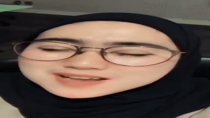 SEX FOR MONEY TEEN INDONESIA FULL DI Https://s.id/FbMbl