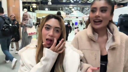 [Fansly.com] Artemis Carmona & Marina Maya - Epic London Cumwalk M45t