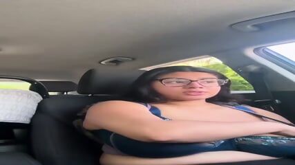 BBW SOLO IN A CAR