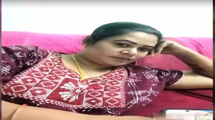 Hottest Tamil Bautyful Wife With Sexy Nighty Clear Audio