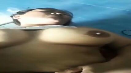 Ngentot Sama Bude Crot Di Dalam
