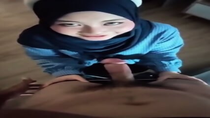 Ukhti Cantik Blowjob