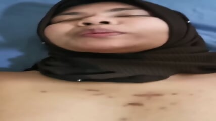 Ukhti STW Crot Di Mulut