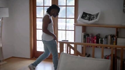 Cute Coed Blake Seduces Her Roommates Boyfriend